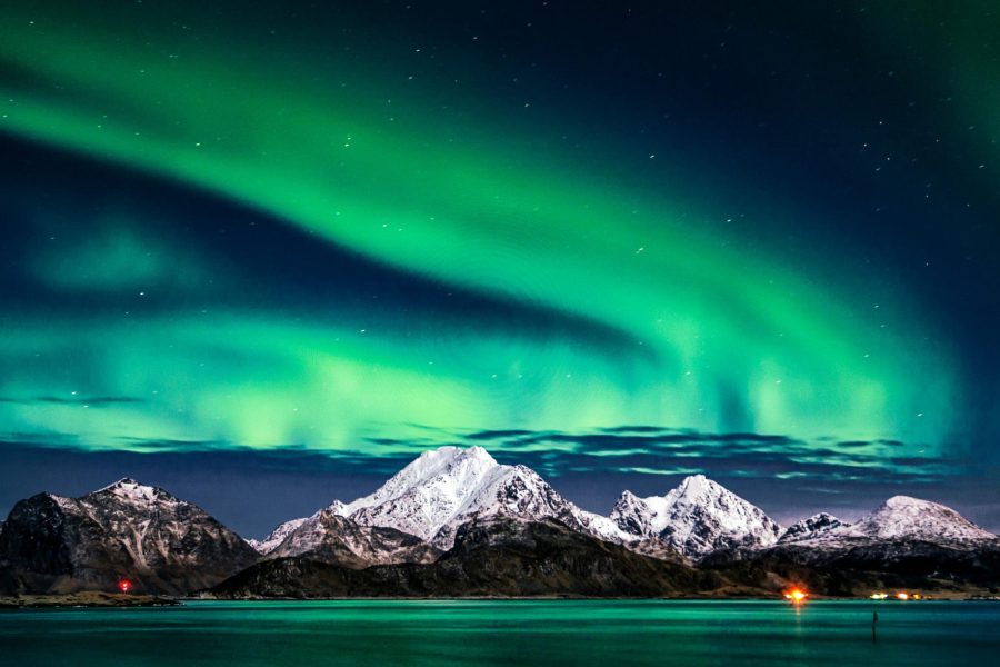 XCLU503 Aurora Borealis in Murmansk, Russia with Igloo Stay, Moscow, and St Petersburg City Tours